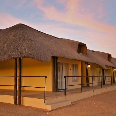 Schuetzenhaus Guesthouse Keetmanshoop Exterior photo