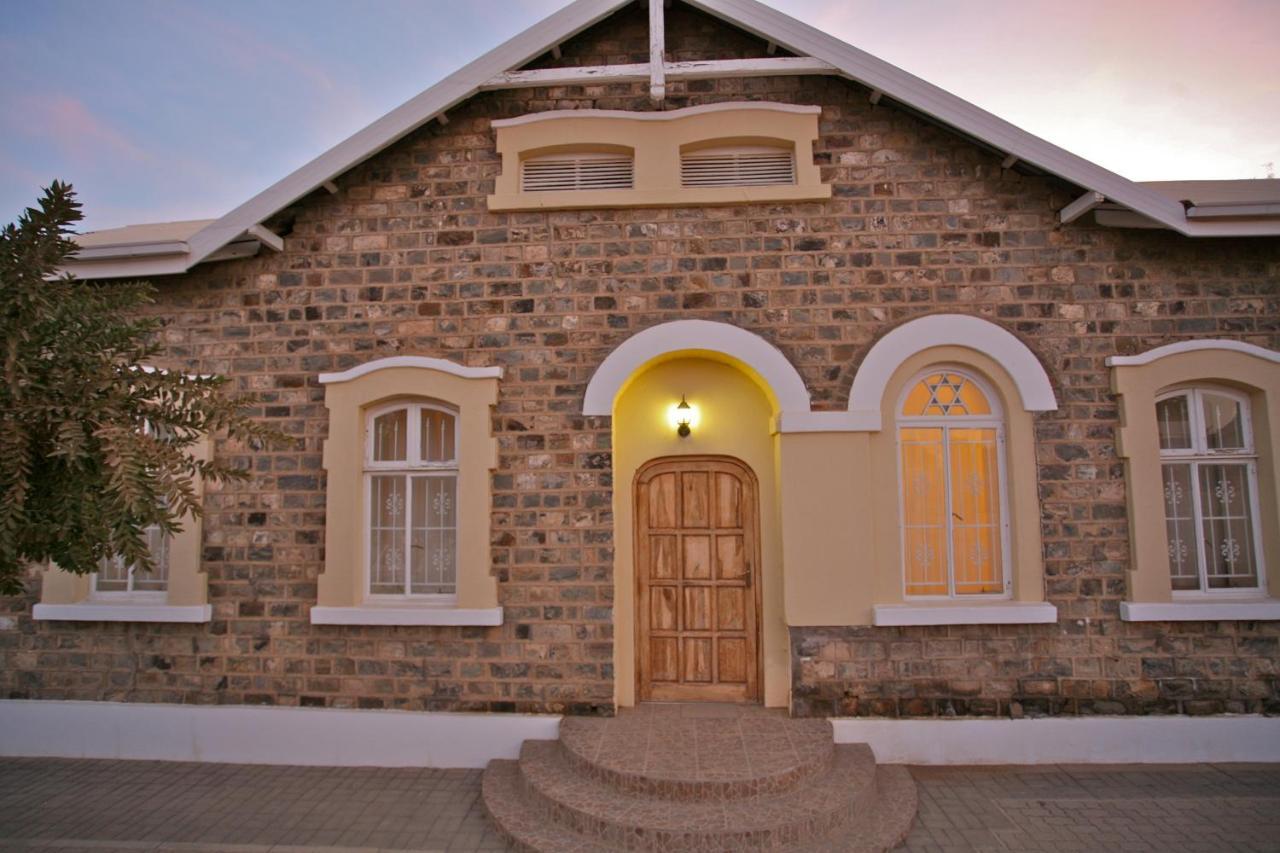 Schuetzenhaus Guesthouse Keetmanshoop Exterior photo