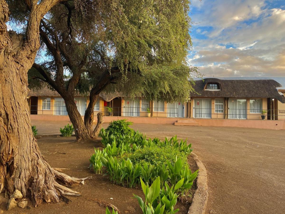 Schuetzenhaus Guesthouse Keetmanshoop Exterior photo